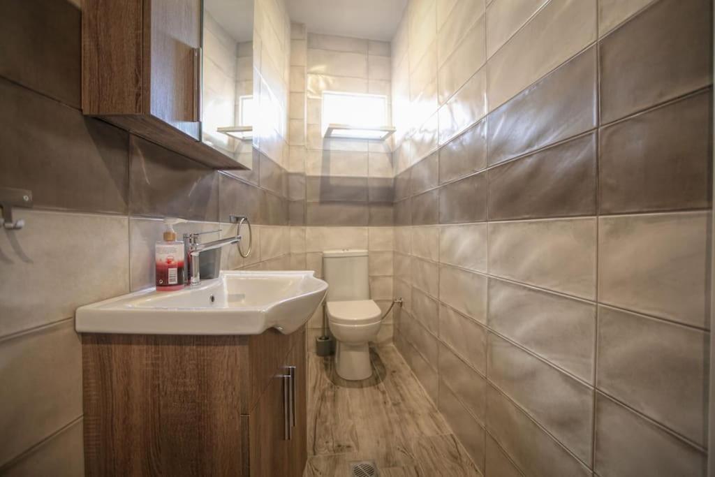 House With Amazing View Of Meteora Apartment Kalampáka Ngoại thất bức ảnh